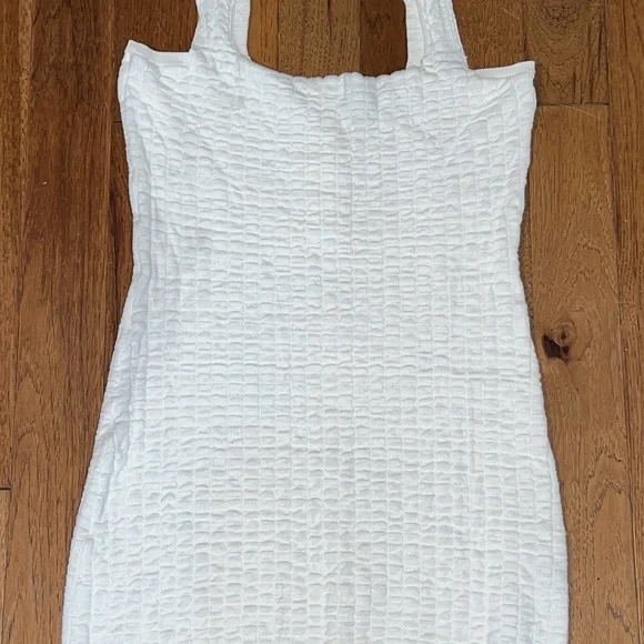 Short and Sweet Mini - Picture 6 of 7